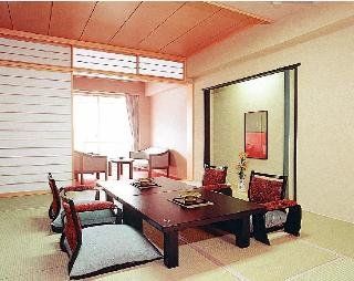 ラヴィエ川良 伊東市