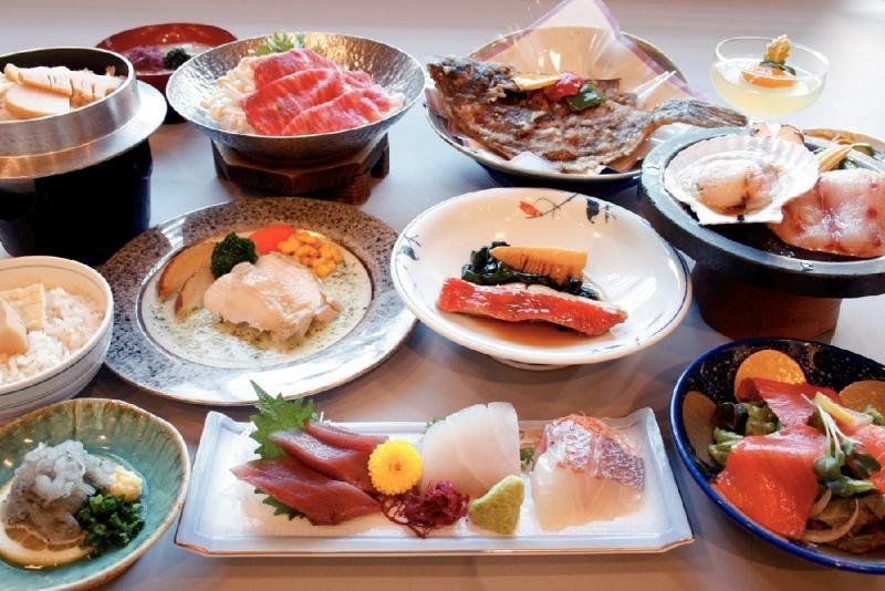 旅館 ラヴィエ川良 4*
