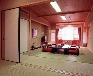 ラヴィエ川良 伊東市