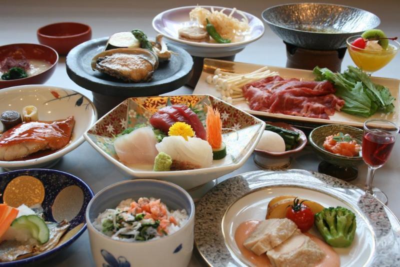 ラヴィエ川良 4* 伊東市